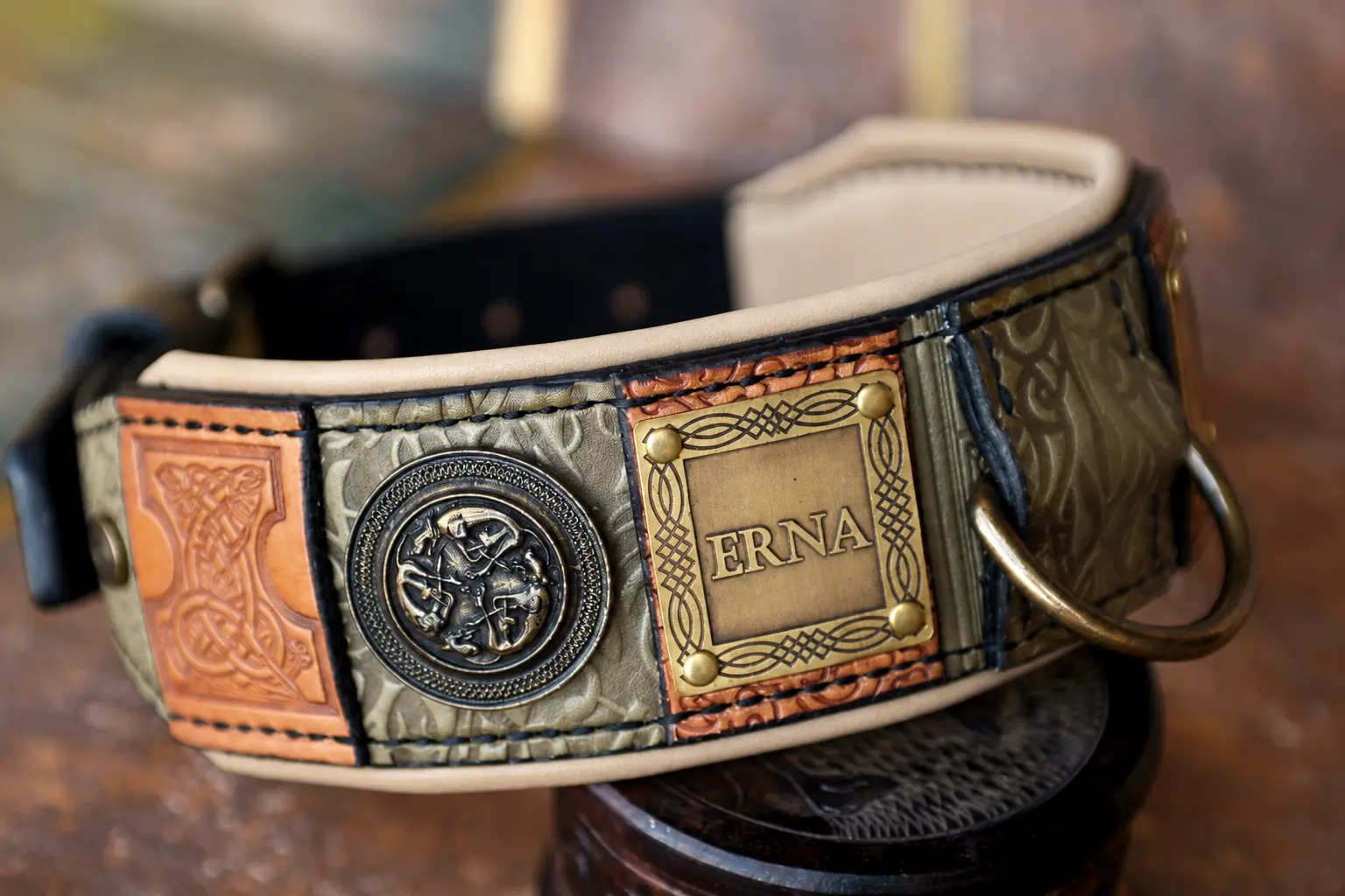 Celtic leather dog collar GREEN IMPERIAL by SAURI