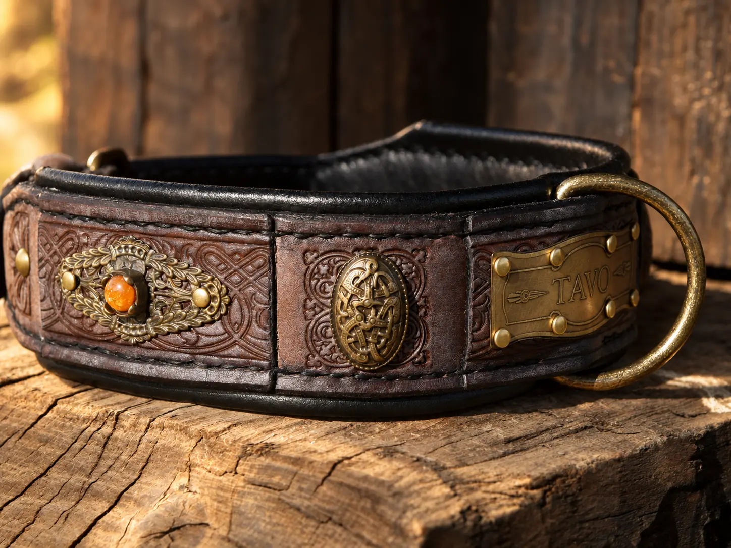 Personalized rustic leather dog collar for large dogs SARDI by SAURI