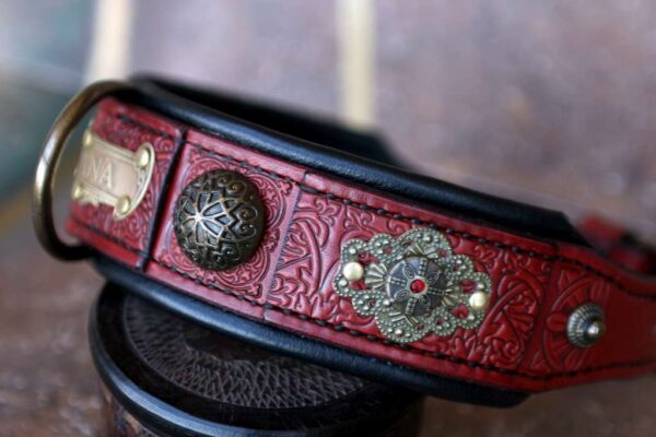 Personalized red leather dog collar with filigree CHANDI by Workshop Sauri