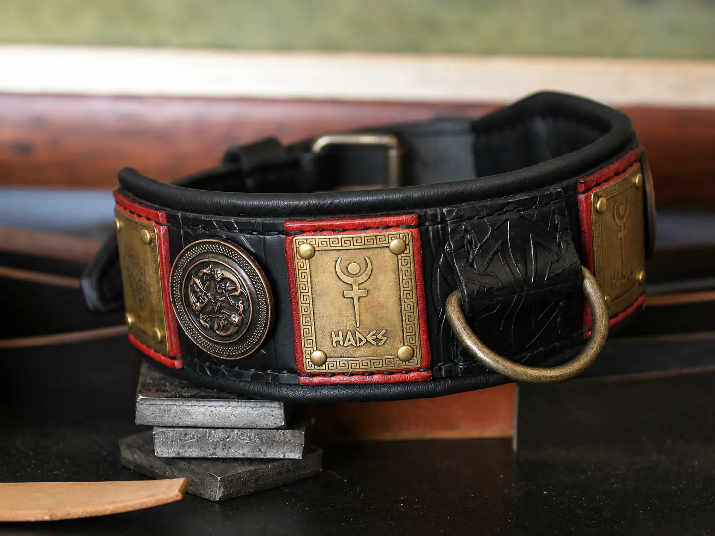Custom engraved dog collar nameplate by SAURI